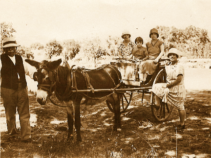 Image Dans les environs de Mur de Barrez (Aveyron), au début des années 1930